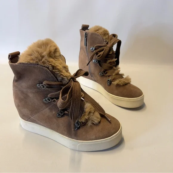 J/SLIDES Tan Suede and Fur Lace UpWinter Boot white Sole Women’s size 7.5